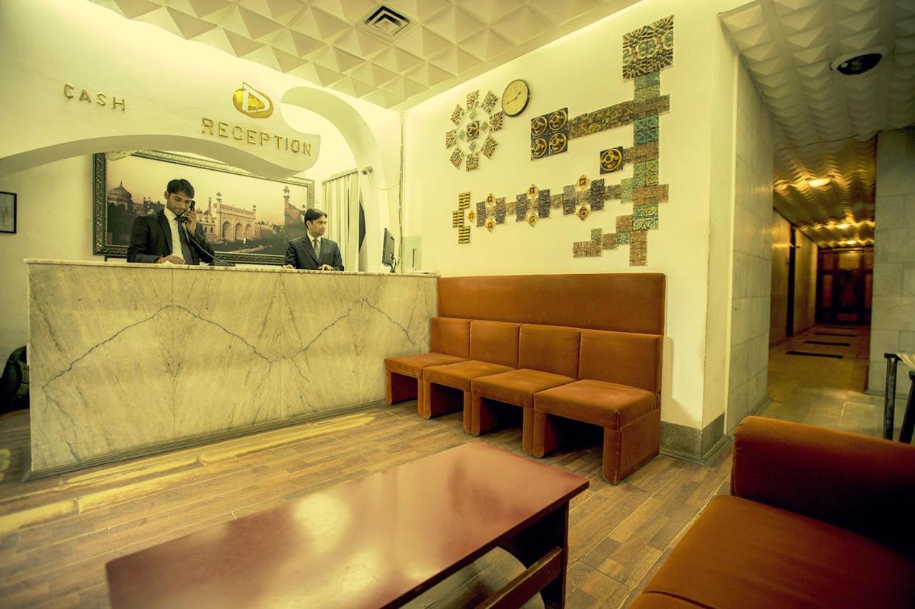 Deep Hotel Lucknow Eksteriør billede